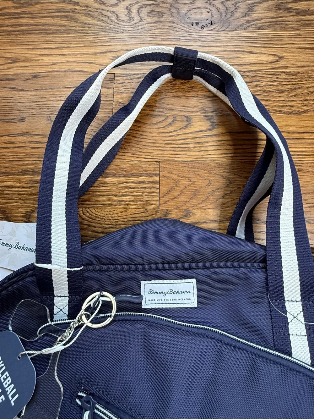 NWT Tommy Bahama Navy and White Pickleball Navy & White Duffel Tote Water Bottle
